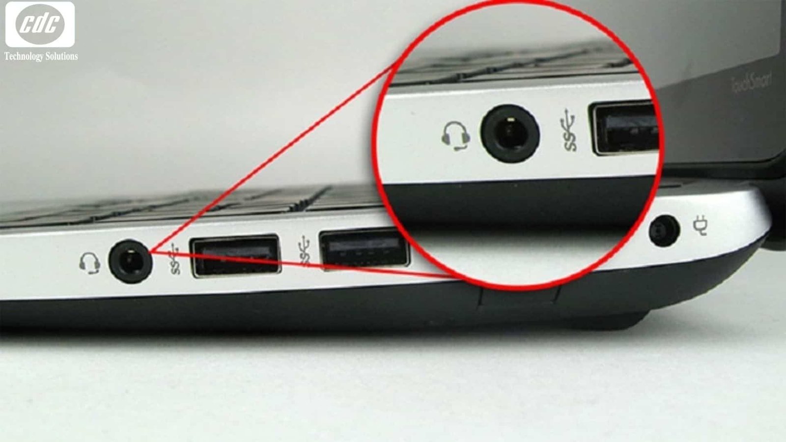 Kiểm tra và vệ sinh cổng âm thanh trên laptop