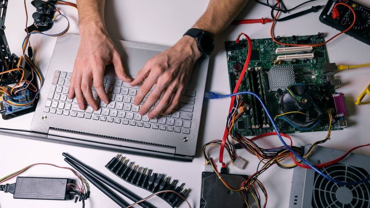 Kiểm tra và xử lý phần cứng laptop