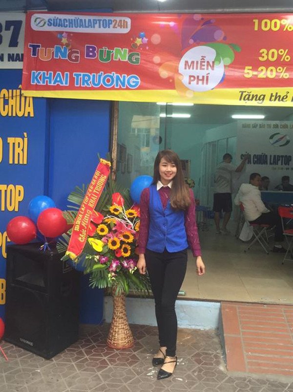 Kỹ thuật viên chuyên nghiệp thực hiện sửa chữa laptop tại Hải Phòng