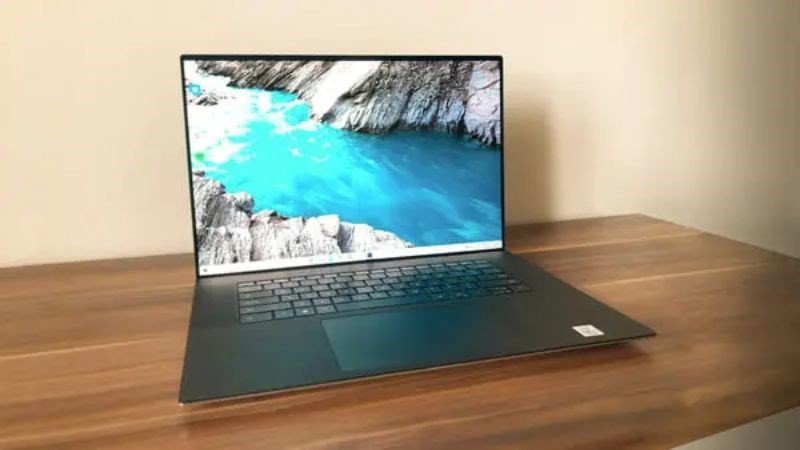 Laptop 17 inch thường có chiều dài 38-39cm và rộng 24-26cm tùy thiết kế