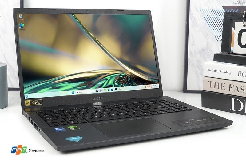 Laptop Acer Gaming Aspire 7 A715-76G-73FM với thiết kế hiện đại và hiệu năng ấn tượng.