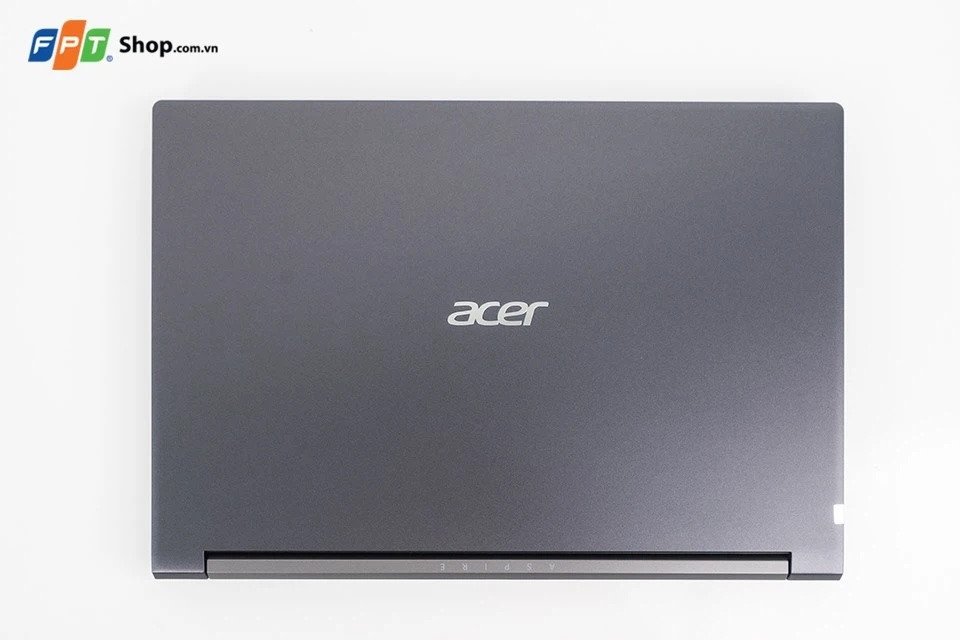 Laptop Acer với thiết kế tối giản