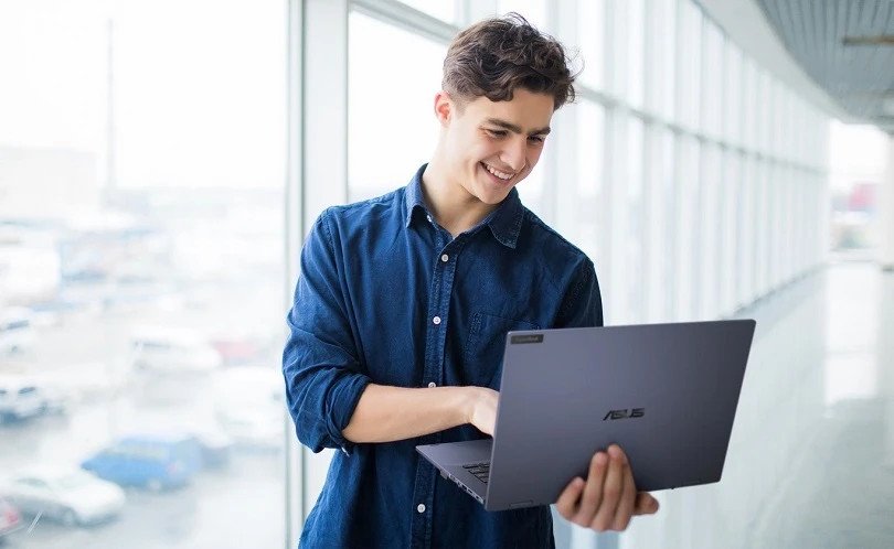 Laptop Asus mỏng nhẹ và hiệu quả
