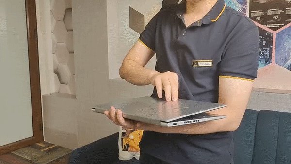 Laptop Asus Vivobook 16 X1605VA-MB105W