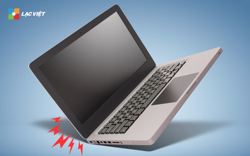 Laptop bị rơi rớt, va đập mạnh làm gãy bản lề