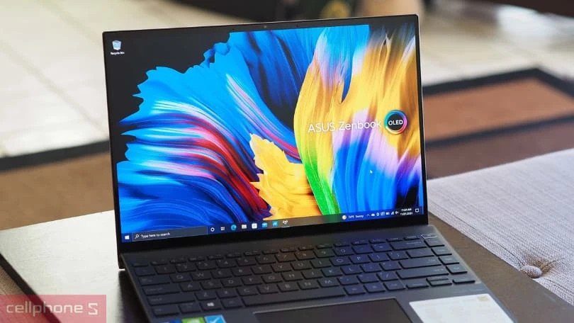 Laptop cũ mỏng nhẹ, tiện lợi di chuyển