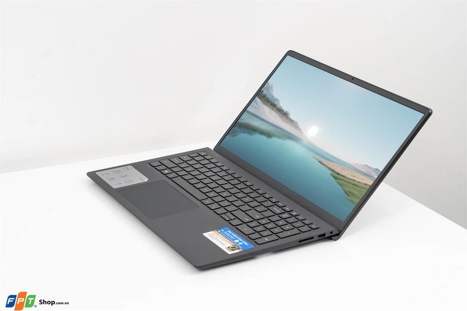 Laptop Dell Inspiron 15 3520 màu đen với màn hình rộng 15.6 inch, bàn phím số đầy đủ, phù hợp cho nhu cầu giảng dạy của giáo viên
