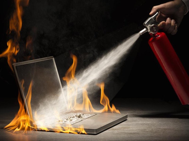 Laptop Dell quá nóng có thể gây ra lỗi sạc