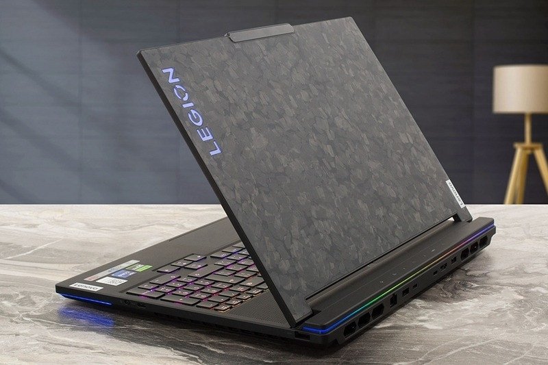 Laptop gaming Lenovo Legion 9 với RTX 4090