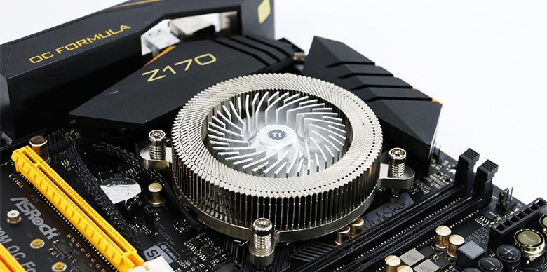 Laptop hay bị đứng máy do keo tản nhiệt khô, hệ thống làm mát kém hiệu quả