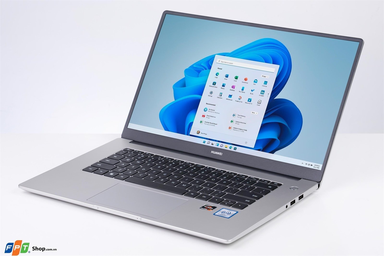 Laptop Huawei MateBook D15 R7 5700U màu bạc thanh lịch, màn hình lớn, là lựa chọn hàng đầu trong phân khúc laptop tầm giá 15 triệu