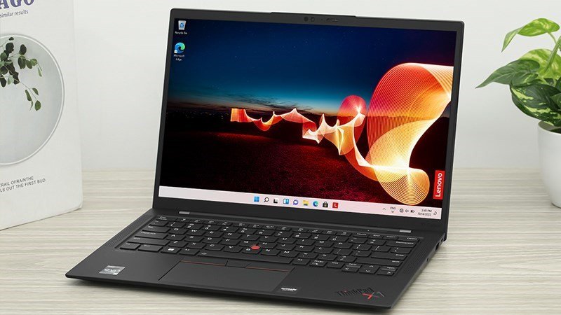 Laptop Lenovo với thời lượng pin dài, hỗ trợ làm việc cả ngày dài, một ưu điểm của **laptop Lenovo của nước nào**
