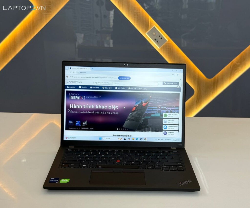 Laptop máy trạm giá rẻ Lenovo ThinkPad P14s Gen 4 với thiết kế bền bỉ, di động, phù hợp dân kỹ thuật.