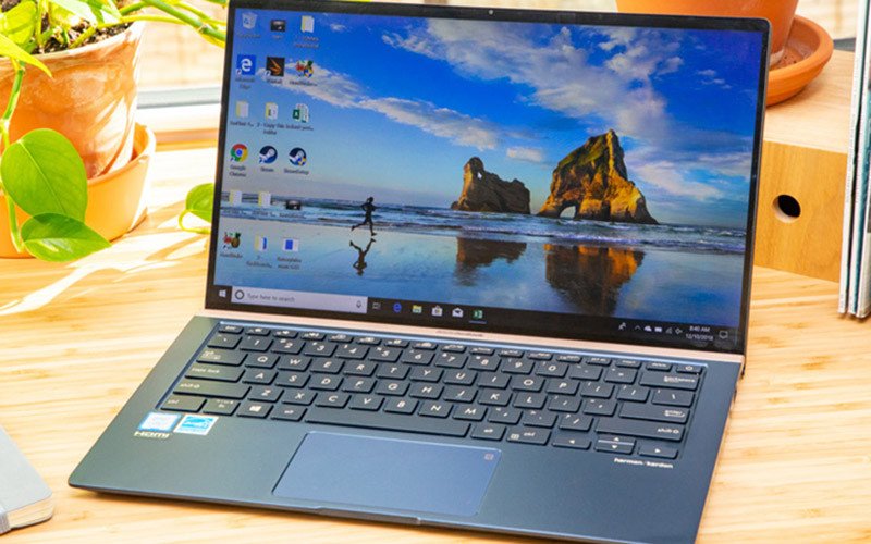 Laptop pin liền được thiết kế tích hợp bên trong máy