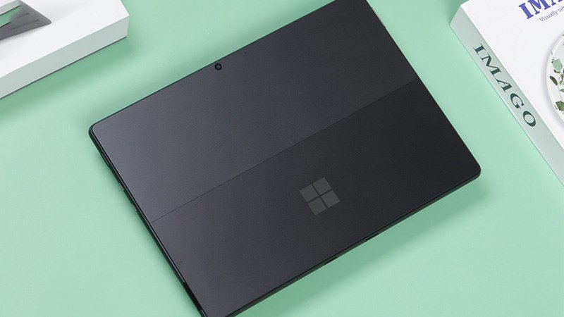 Laptop Surface của Microsoft với thiết kế cao cấp và hiệu năng vượt trội