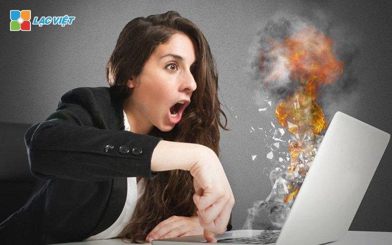 Laptop thường xuyên tắt đột ngột mà không có cảnh báo