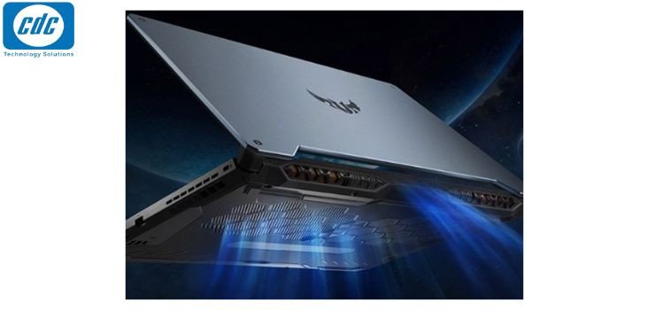 Laptop trên đế tản nhiệt