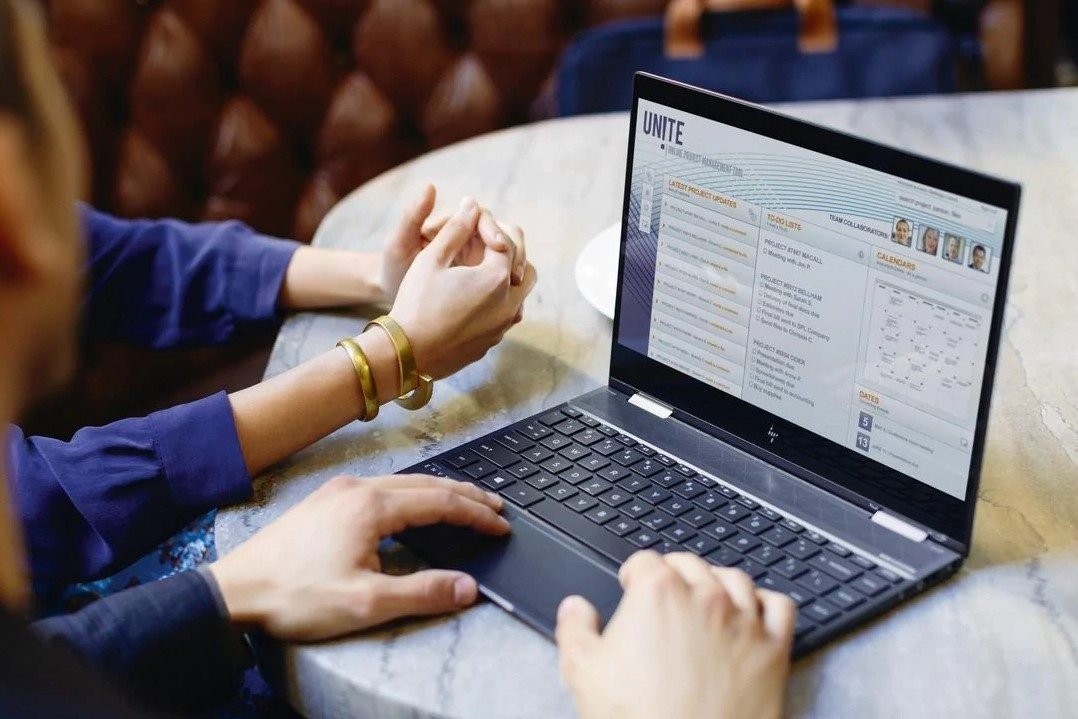 Laptop văn phòng phù hợp cho sinh viên khối ngành kinh tế và xã hội