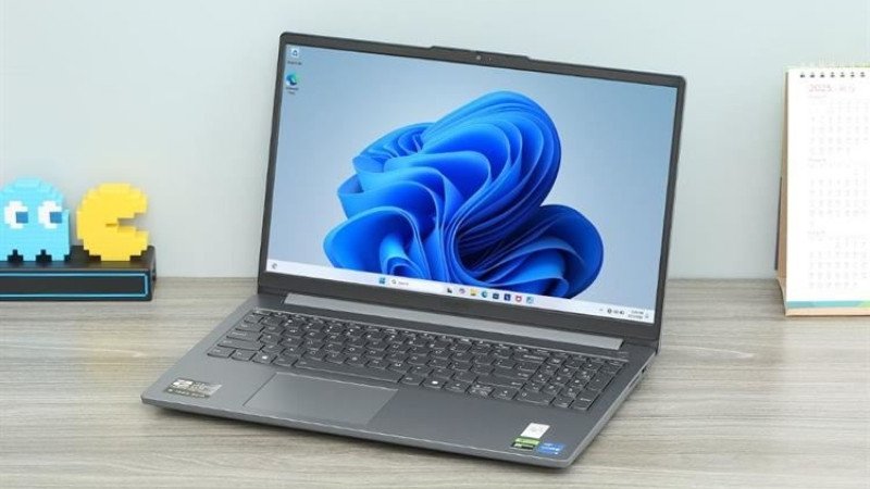 Lenovo Gaming LOQ Essential 15IAX9E i5 12450HX, dòng laptop gaming tầm trung với cấu hình mạnh mẽ dưới 20 triệu.