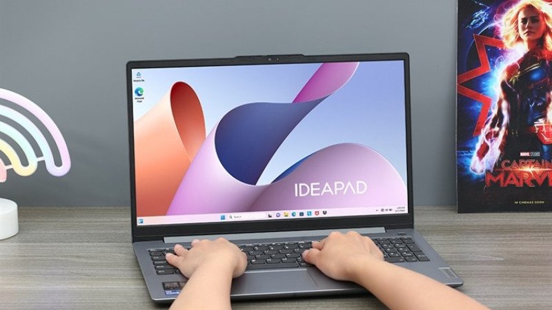Lenovo Ideapad Slim 3 15IRH8 i7 13620H, một mẫu laptop 20 triệu đáng mua nhất với hiệu suất làm việc ấn tượng.