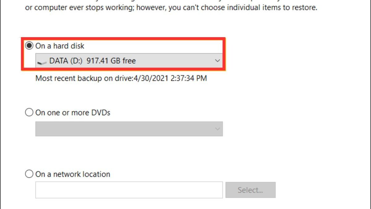 Lựa chọn ổ đĩa ngoài để lưu trữ bản sao lưu hệ thống trước khi reset laptop Dell