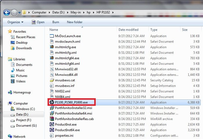 Màn hình cài đặt driver cho máy in HP LaserJet P1102 trên laptop.