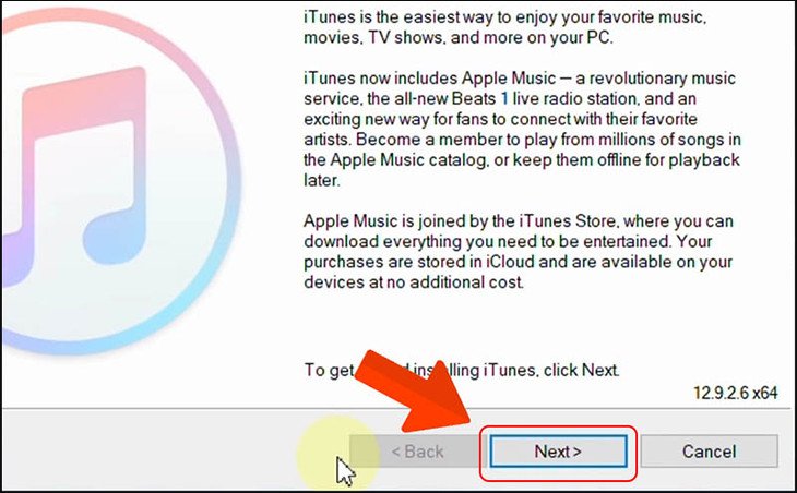 Màn hình cài đặt phần mềm iTunes trên máy tính Windows, bước đầu tiên chọn Next để tiếp tục thiết lập kết nối điện thoại iPhone.