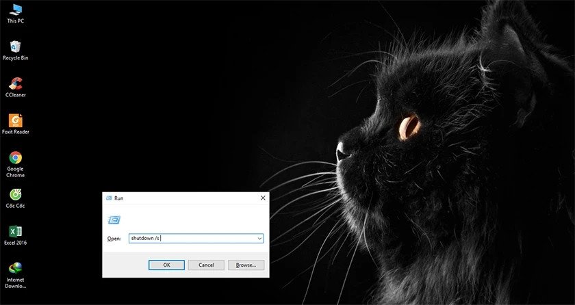 Màn hình Command Prompt để thực hiện lệnh tắt nguồn laptop Dell