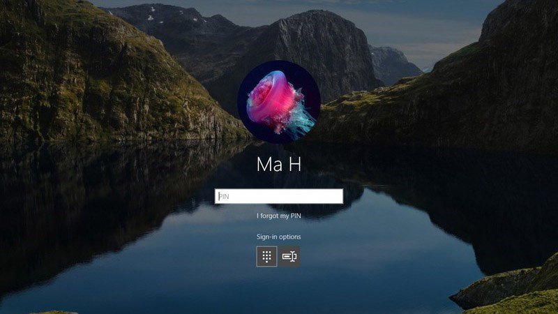 Màn hình khóa Windows 10 yêu cầu mật khẩu