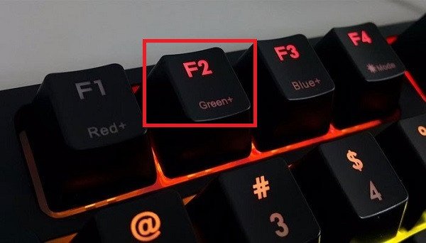 Màn hình khởi động máy tính, hướng dẫn vào BIOS để bật đèn nền bàn phím HP