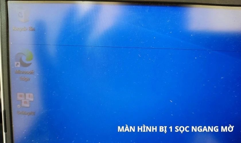 Màn hình laptop bị 1 sọc ngang