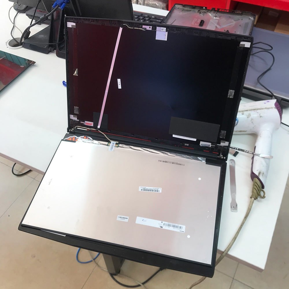 Màn hình laptop MSI GF63 144Hz mới nguyên hộp