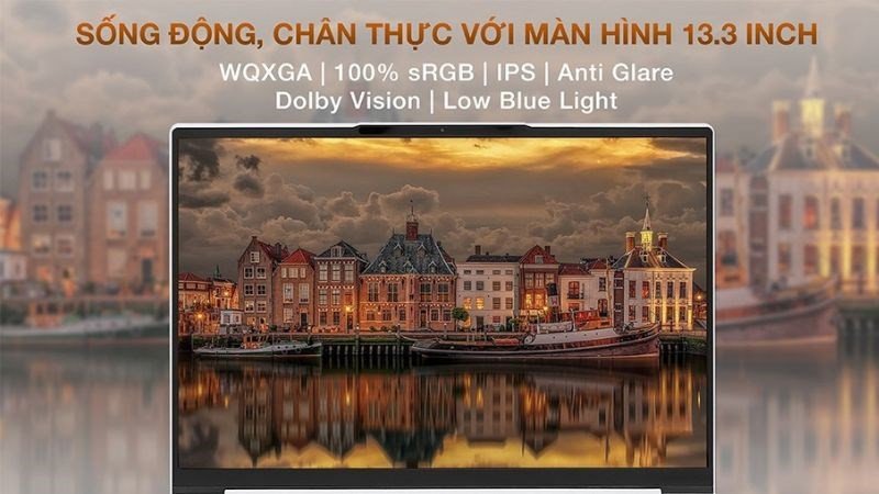 Màn hình Lenovo Yoga Slim 7 Carbon i7 hiển thị hình ảnh chất lượng cao, khẳng định giá trị của một **laptop mỏng nhẹ pin trâu** cao cấp.