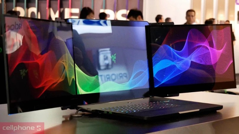 Màn hình lớn và sắc nét là yếu tố quan trọng khi chọn laptop chơi game giá rẻ