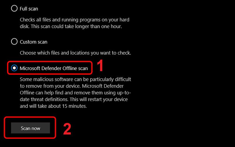 Màn hình Windows Security với tùy chọn Scan options được chọn và Microsoft Defender Offline scan được đánh dấu