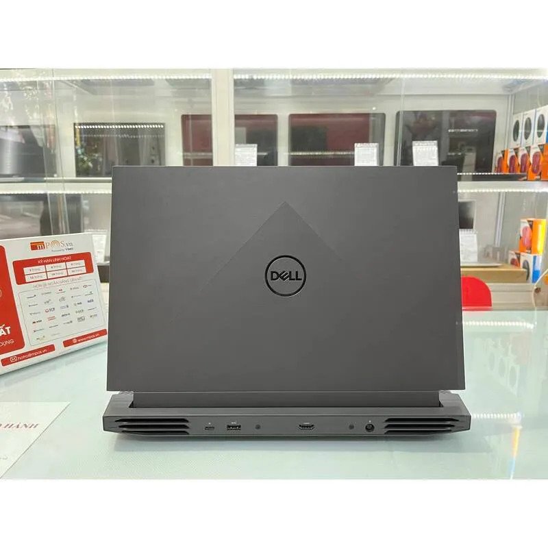 Mặt trên của laptop màu xám bạc, nơi đặt logo hãng sản xuất, minh họa mặt A laptop là gì