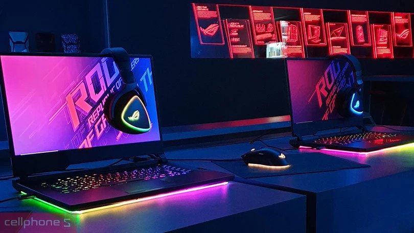 Mẫu laptop gaming cao cấp với hiệu năng vượt trội và thiết kế tinh xảo, giá thành cao.