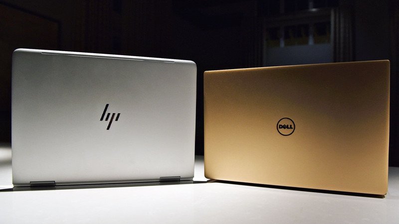 Mẫu laptop HP Pavilion với thiết kế mỏng nhẹ, màu sắc tinh tế, nhấn mạnh tính thẩm mỹ khi so sánh laptop Dell và HP