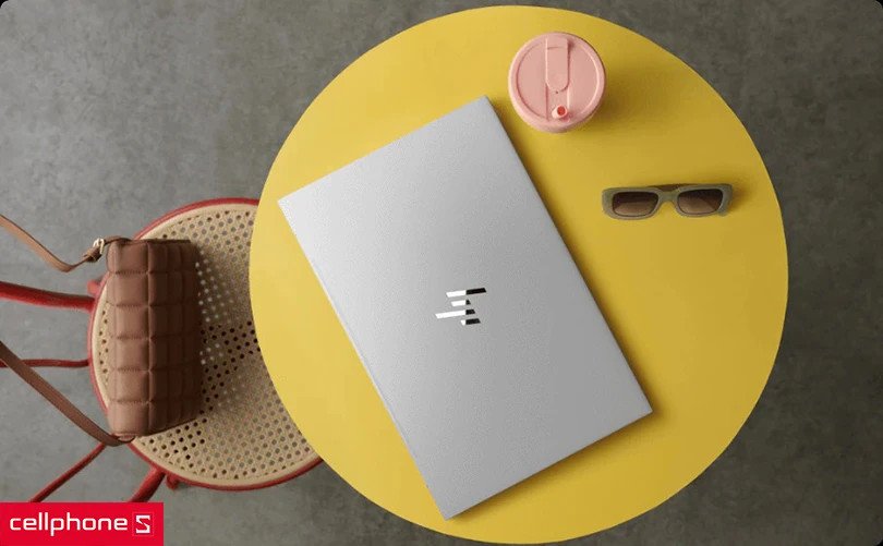 Máy tính xách tay HP Envy cũ