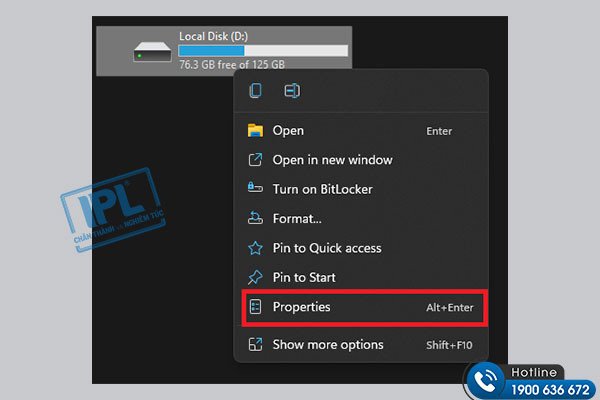 Menu chuột phải khi chọn ổ đĩa trên laptop Windows 11, chuẩn bị xem thông tin Properties.