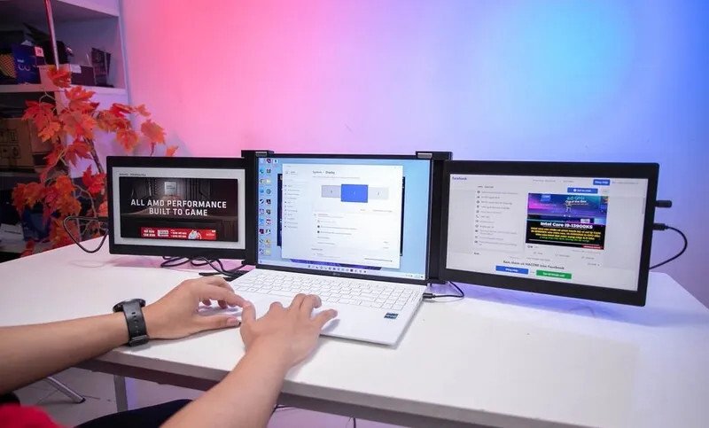 Minh họa các ưu điểm của laptop màn hình 19 inch như tính di động và giá thành