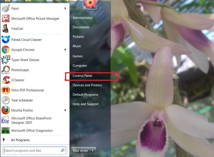 Mở Control Panel từ Start Menu để truy cập cài đặt hệ thống