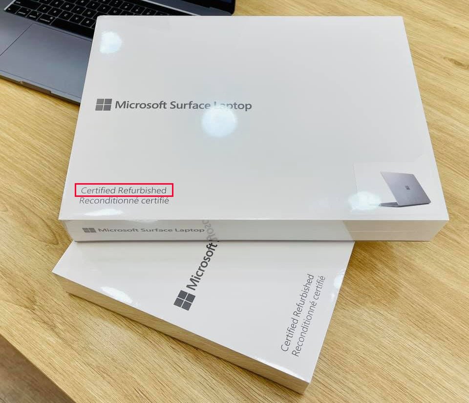 Một chiếc laptop hàng refurbished trông gần như mới hoàn toàn sau quá trình tân trang.