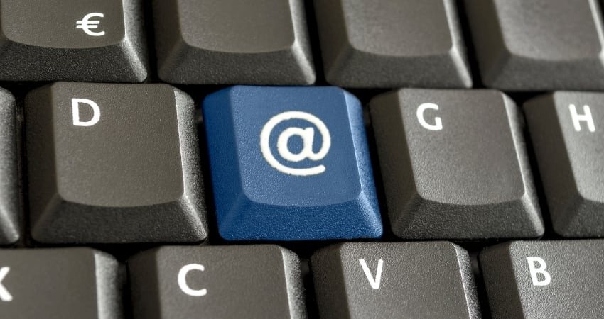 Một số nguyên nhân phổ biến khiến bàn phím laptop HP không thể gõ ký tự @