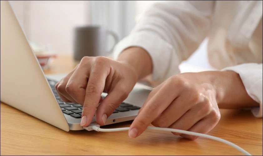 Mức tiêu thụ điện năng trung bình của laptop