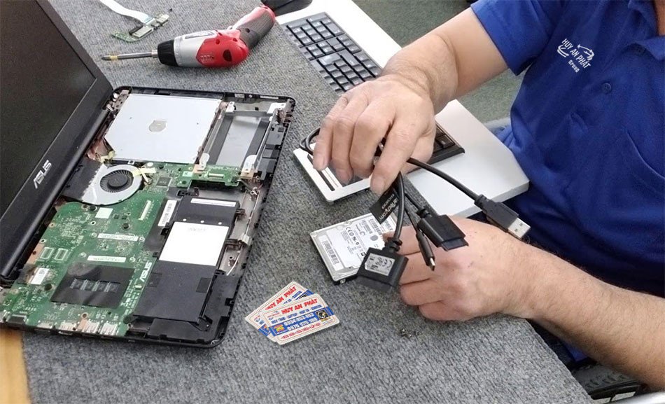 Nâng cấp hoặc thay thế ổ cứng khi sửa laptop tận nhà quận Bình Thạnh