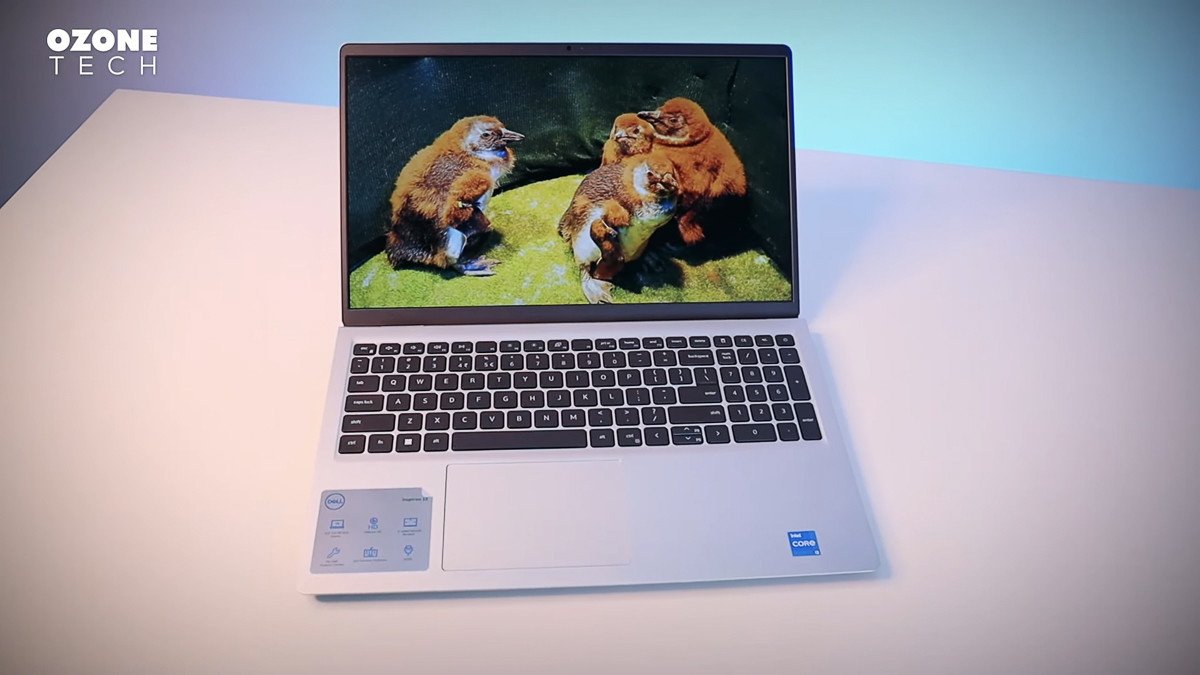 Nâng cấp RAM laptop Dell Inspiron 15 3520 YTC9K giúp tăng hiệu suất cho sinh viên