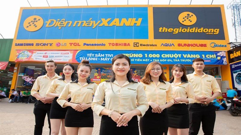 Nội thất hiện đại bên trong một cửa hàng Thế Giới Di Động