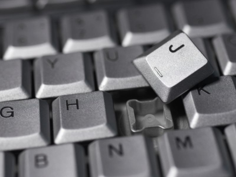 Phím bàn phím laptop Dell bị bung gãy cần thay thế