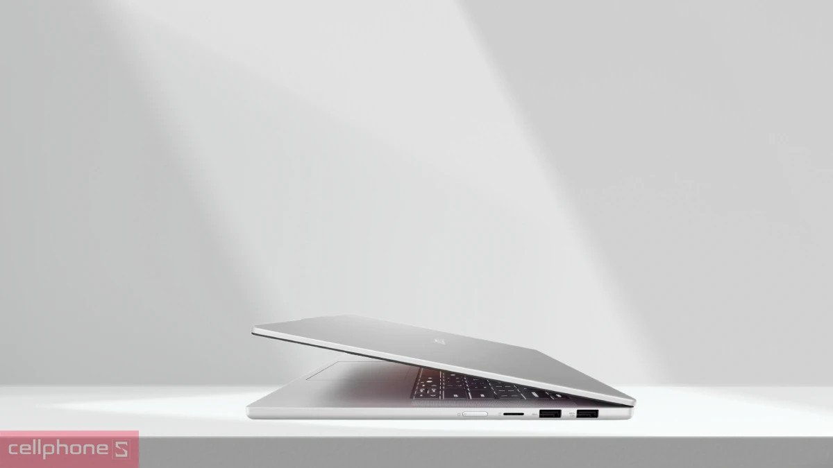 Pin 70Whrs và các cổng kết nối đa dạng của Lenovo IdeaPad Slim 5 15ARP10 83J3001DVN